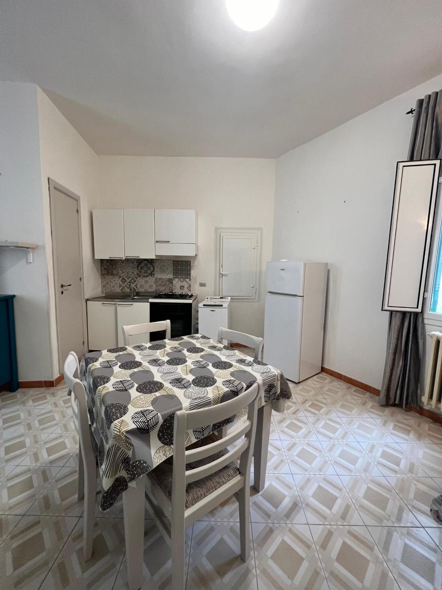 Appartamentino Nel Chiasso 모노폴리 외부 사진
